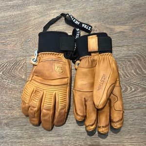 Light Brown Hestra Leather Gloves